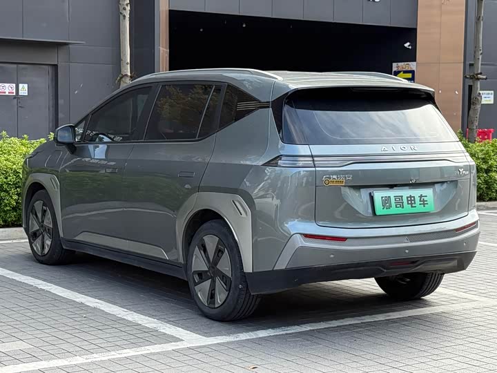 Фото 6 - GAC Aion Y