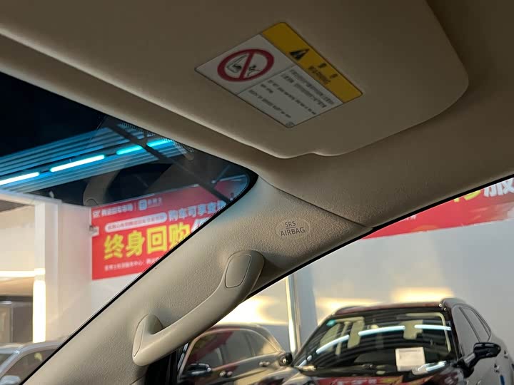 Фото 27 - Toyota Vellfire