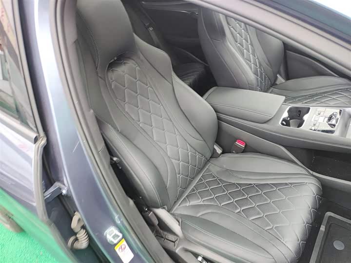 Фото 25 - BYD Sea Lion 07 EV