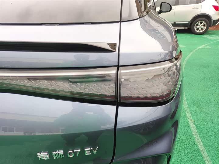 Фото 8 - BYD Sea Lion 07 EV