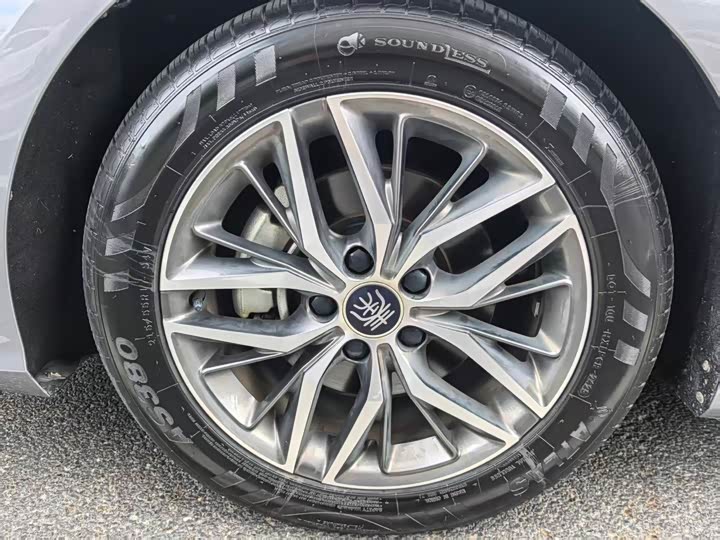 Фото 11 - BYD Qin Plus