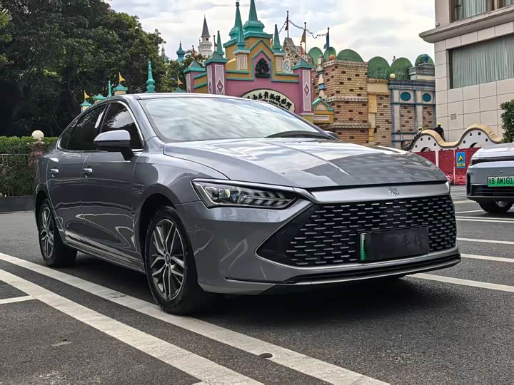 Фото 3 - BYD Qin Plus