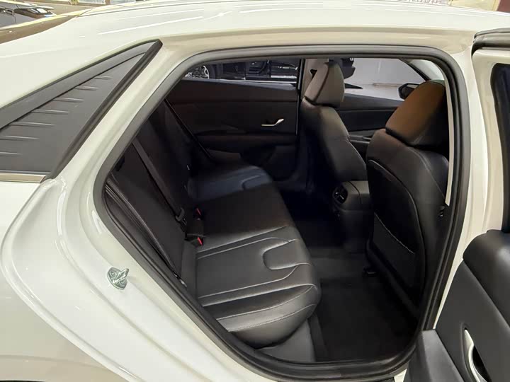 Фото 22 - Hyundai Elantra N line