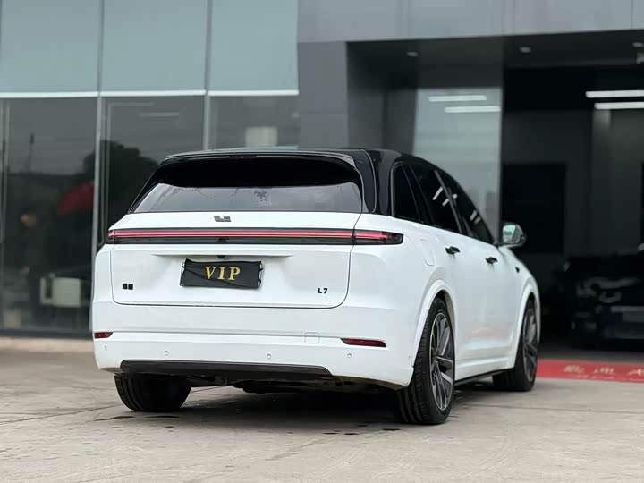 Фото 5 - LiXiang L7