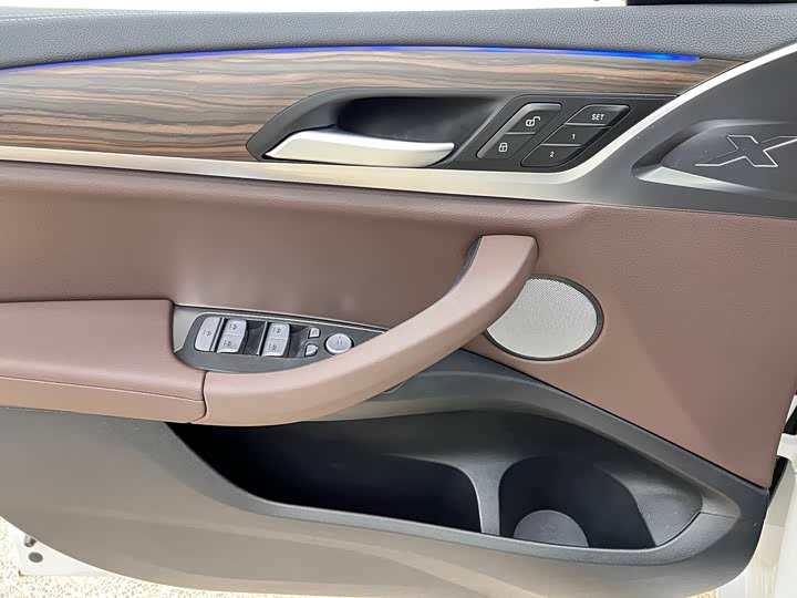 Фото 12 - BMW X3