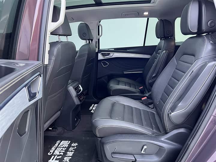 Фото 18 - Volkswagen Talagon