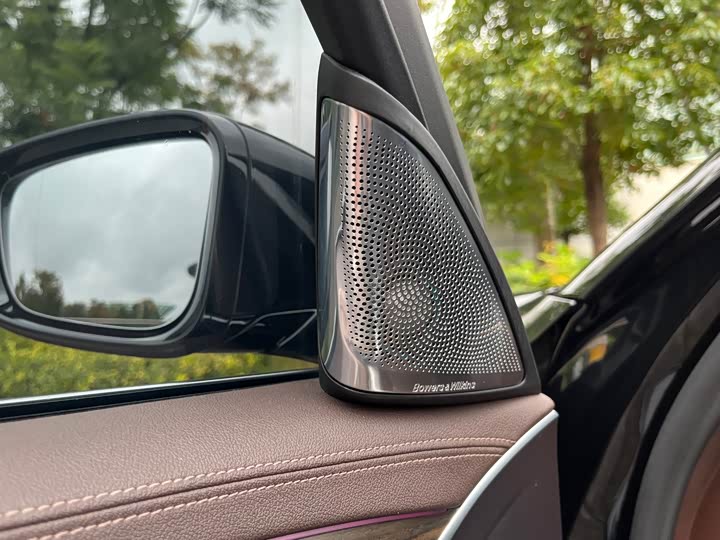 Фото 10 - BMW 5 Series