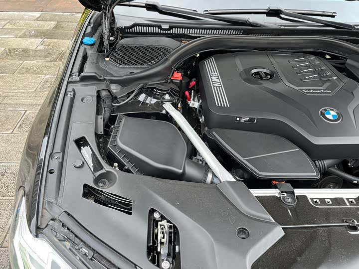 Фото 26 - BMW 5 Series