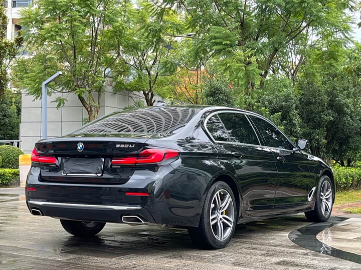 Фото 7 - BMW 5 Series