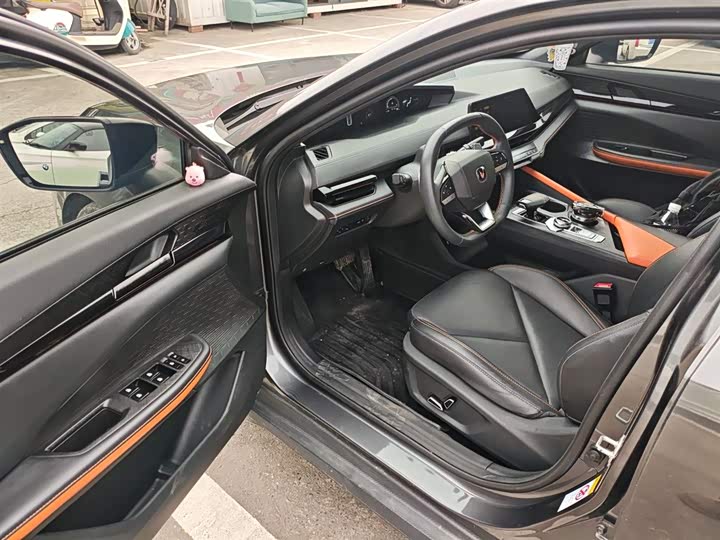 Фото 14 - Changan UNI-V