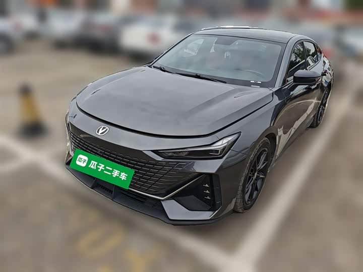 Фото 2 - Changan UNI-V