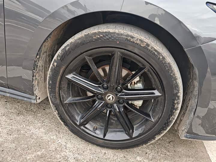 Фото 31 - Changan UNI-V