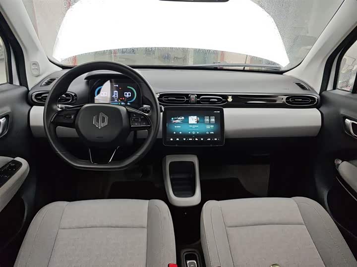 Фото 10 - Leapmotor T03