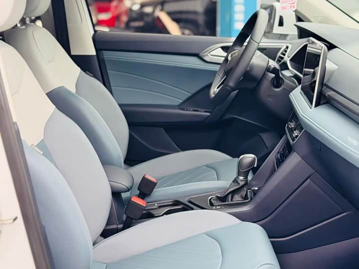 Фото 6 - Volkswagen Tharu