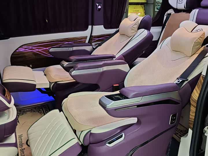 Фото 12 - Mercedes-Benz Vito