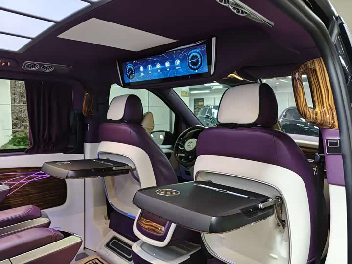 Фото 16 - Mercedes-Benz Vito