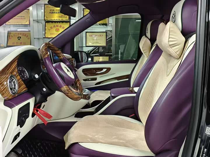 Фото 9 - Mercedes-Benz Vito