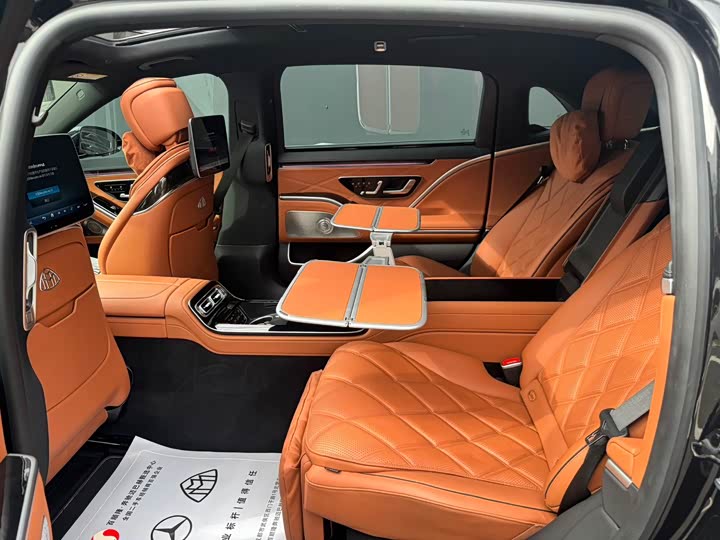 Фото 10 - Mercedes-Benz Maybach S-Class