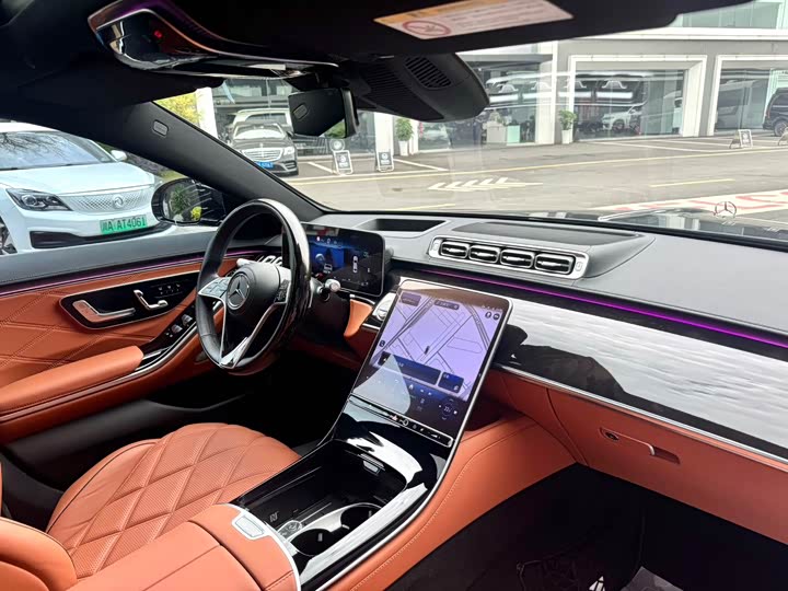 Фото 7 - Mercedes-Benz Maybach S-Class