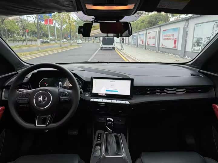 Фото 8 - MG Motor 5