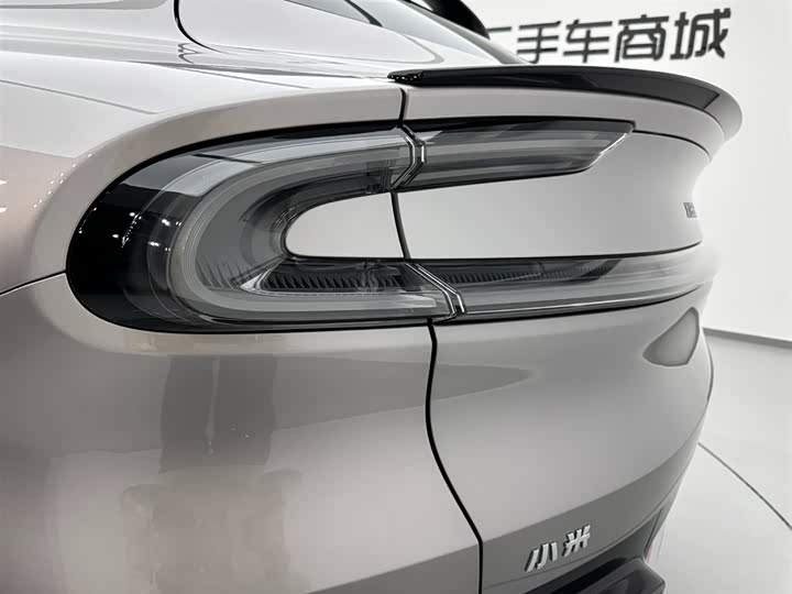 Фото 27 - Xiaomi YU7