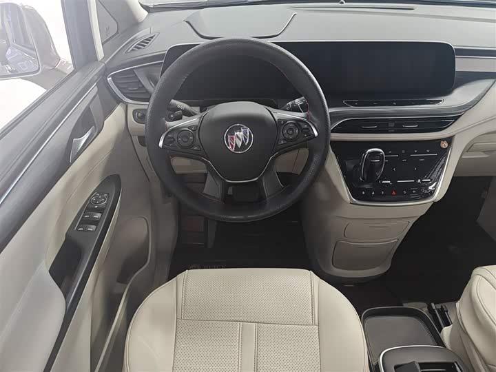 Фото 11 - Buick GL8 ES