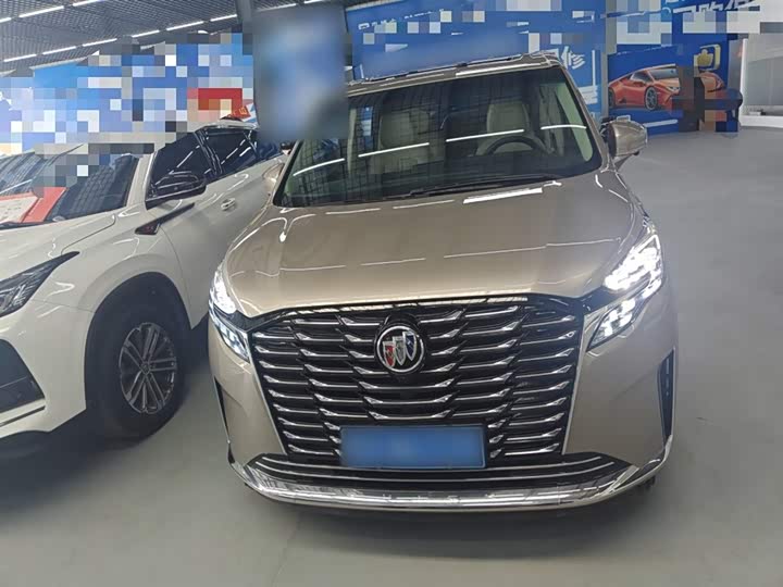 Фото 3 - Buick GL8 ES