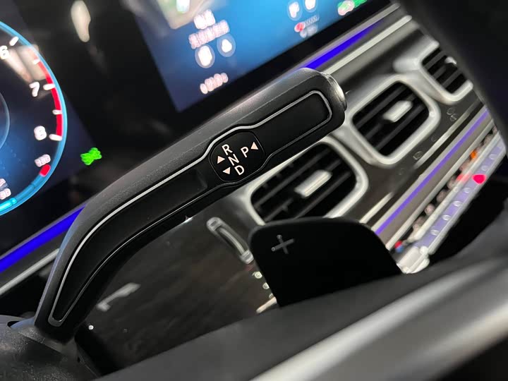 Фото 18 - Mercedes-Benz GLE-Class