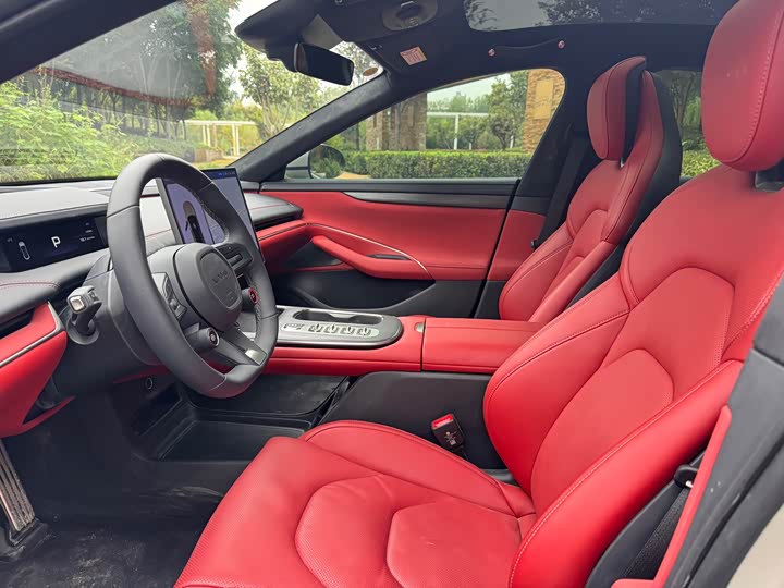 Фото 8 - Xiaomi SU7