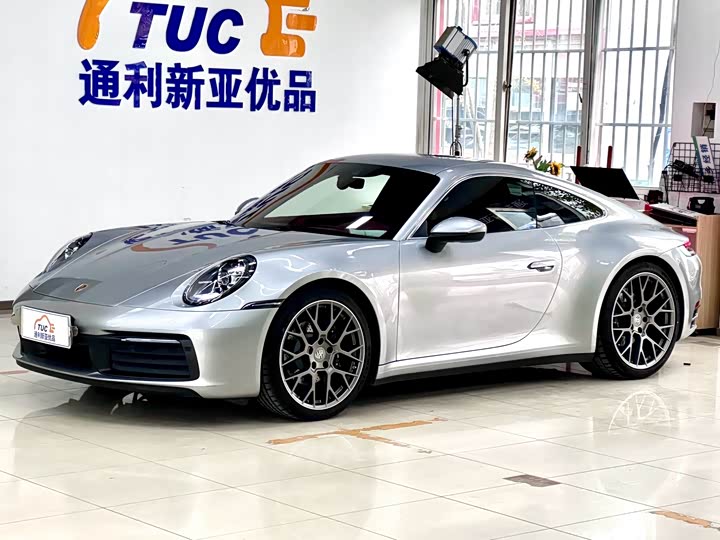 Фото 1 - Porsche 911