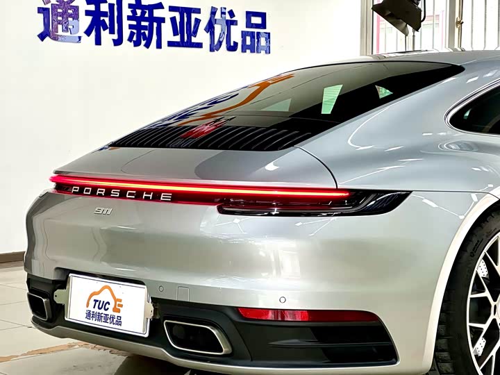 Фото 24 - Porsche 911