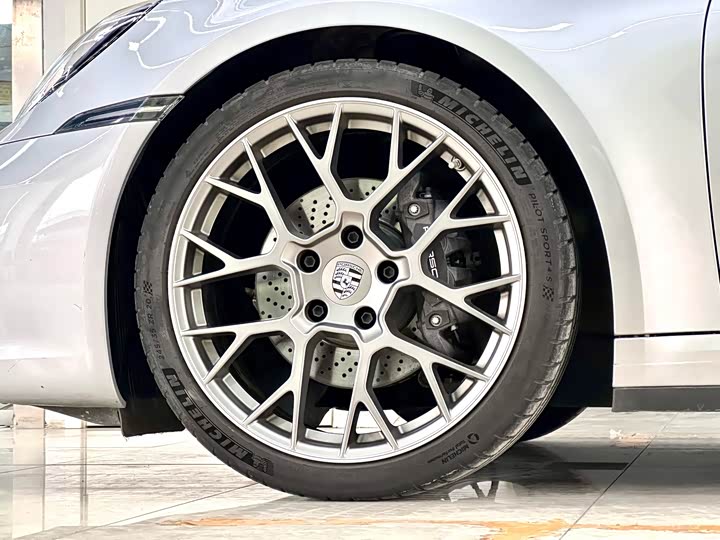 Фото 6 - Porsche 911