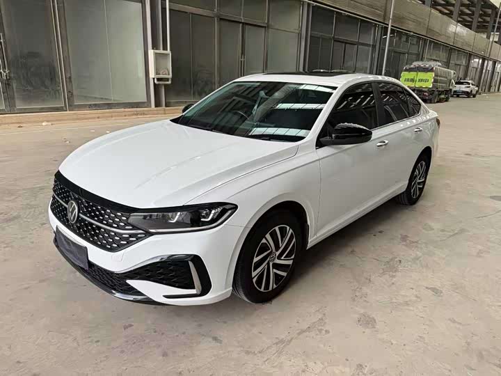 Фото 1 - Volkswagen Lavida