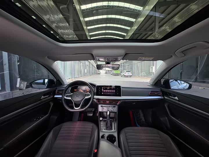 Фото 9 - Volkswagen Lavida