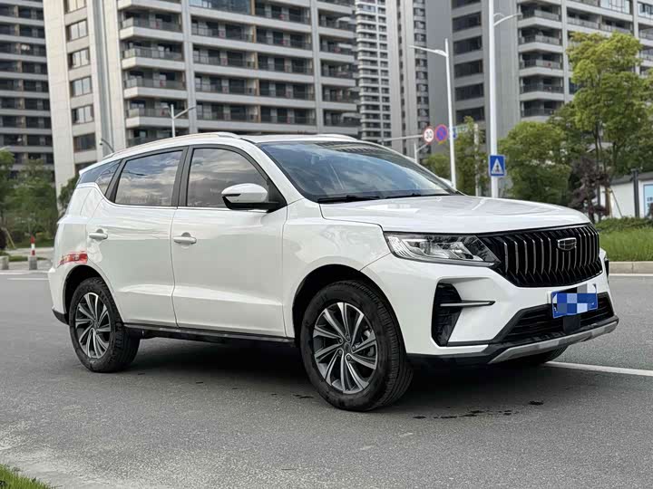 Фото 3 - Geely Vision X6