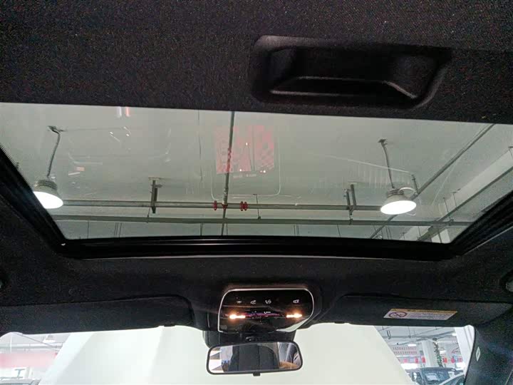 Фото 18 - Mercedes-Benz C-Class