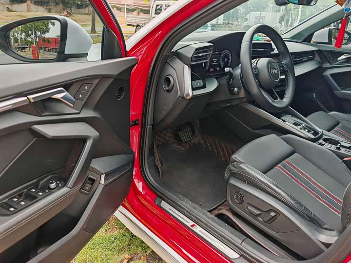 Фото 10 - Audi A3