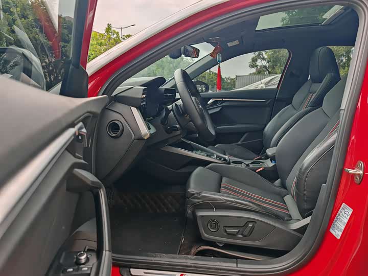 Фото 11 - Audi A3