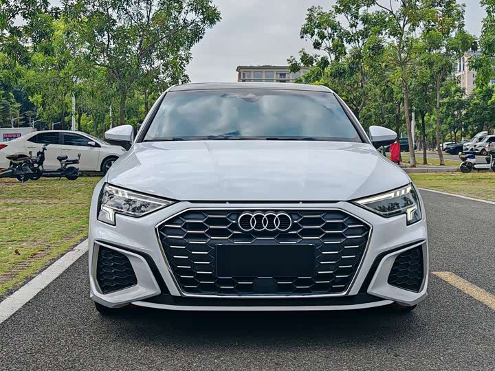 Фото 5 - Audi A3