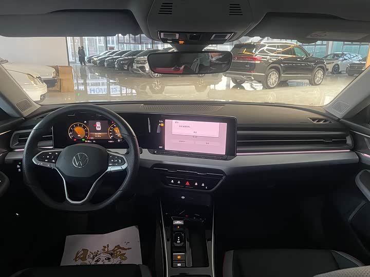 Фото 3 - Volkswagen Lamando L