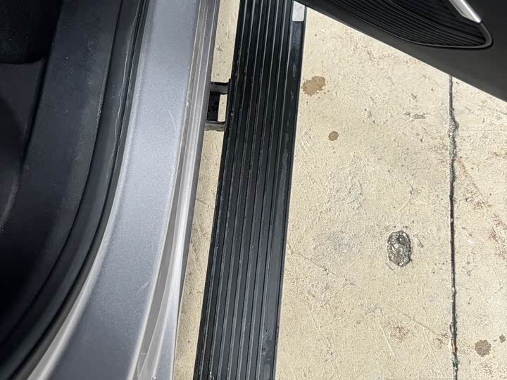 Фото 15 - Geely Monjaro