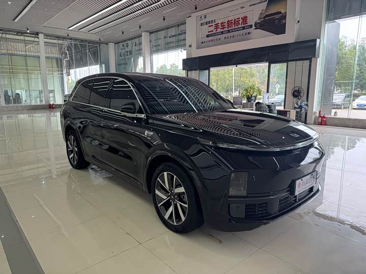 Фото 3 - LiXiang L8