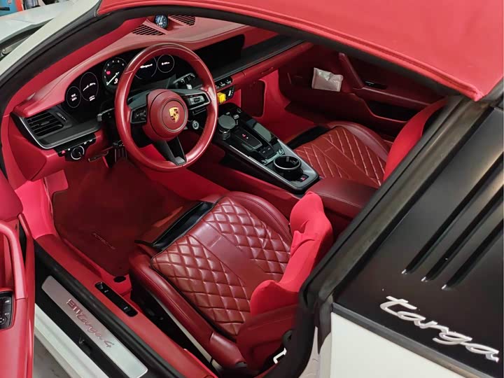 Фото 5 - Porsche 911