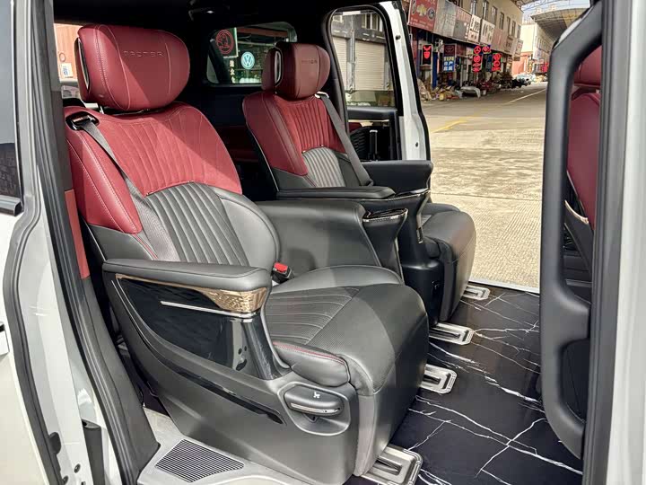 Фото 13 - GAC Trumpchi M8