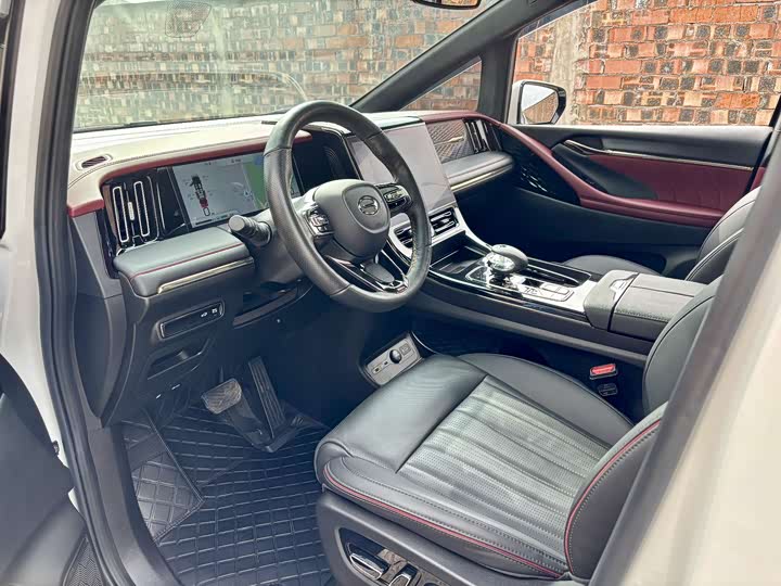 Фото 9 - GAC Trumpchi M8