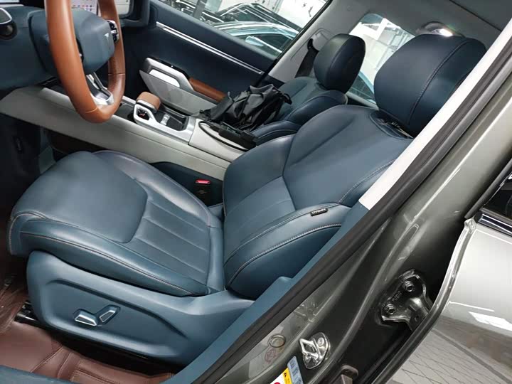 Фото 15 - Changan Deepal G318