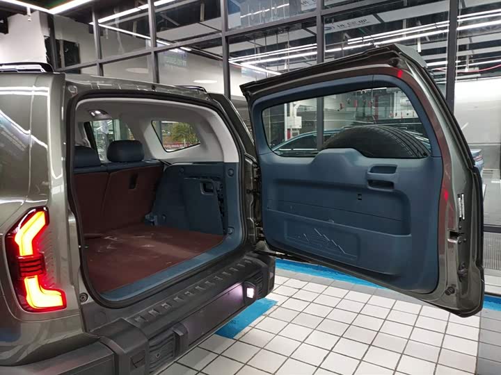 Фото 19 - Changan Deepal G318