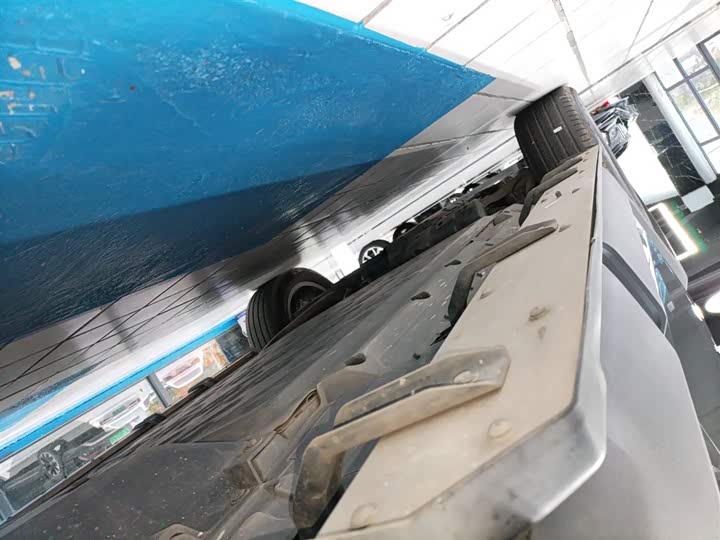 Фото 22 - Changan Deepal G318