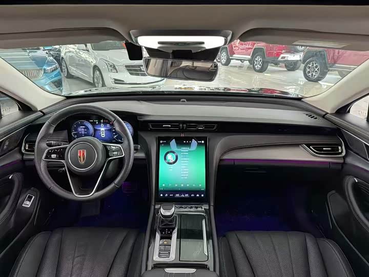 Фото 6 - Hongqi H5