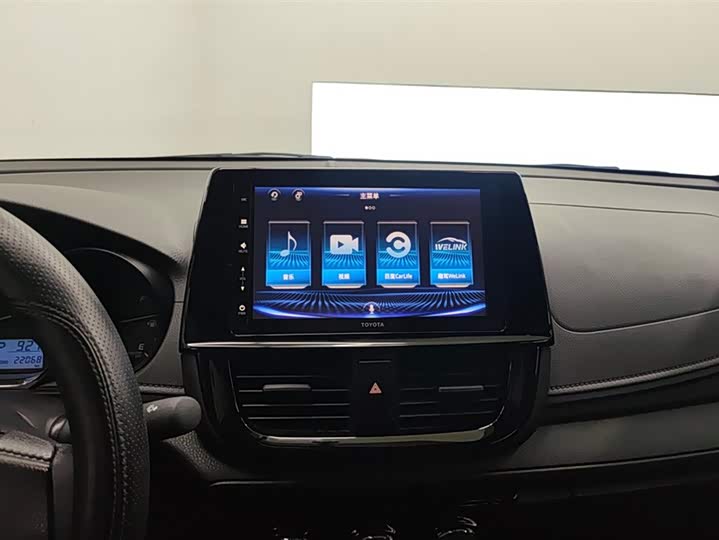 Фото 13 - Toyota Vios